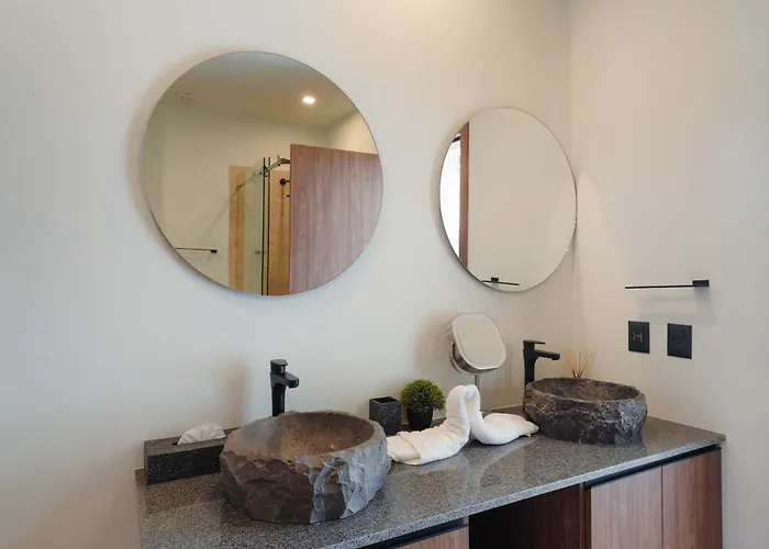 Modern 2br With Pool & Gym