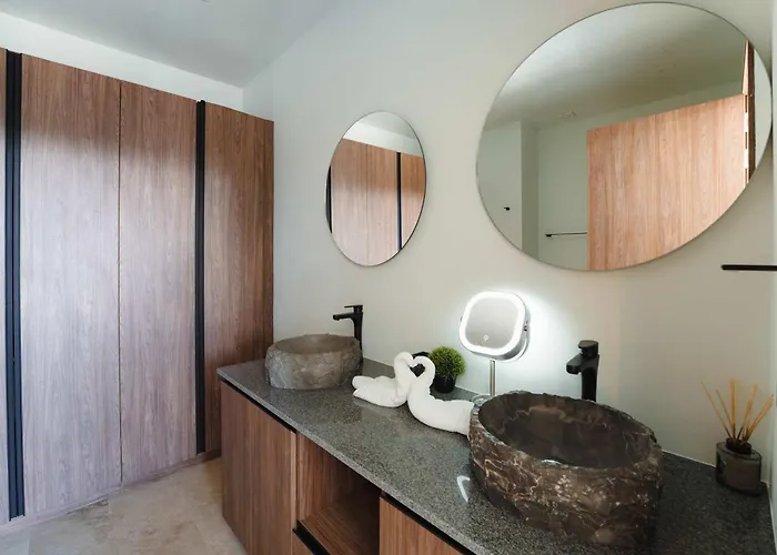 Modern 2br With Pool & Gym *