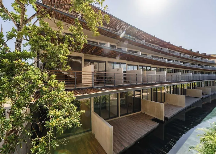 Modern 2br With Pool & Gym