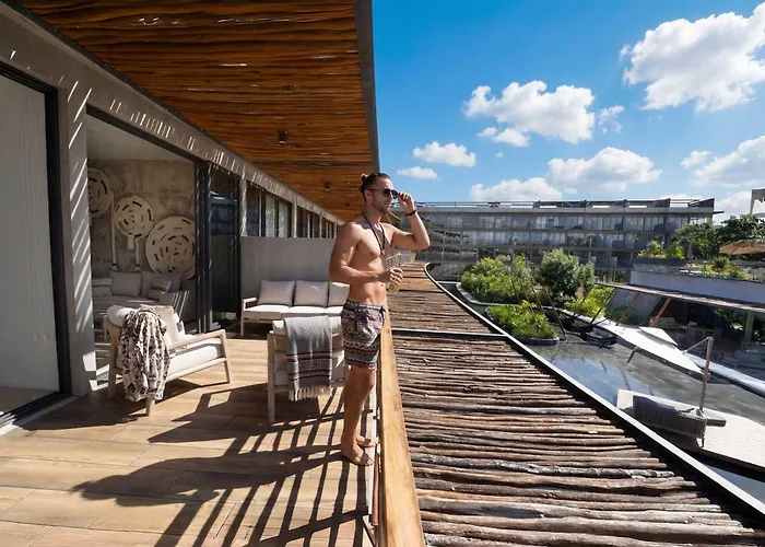 Modern 2br With Pool & Gym *